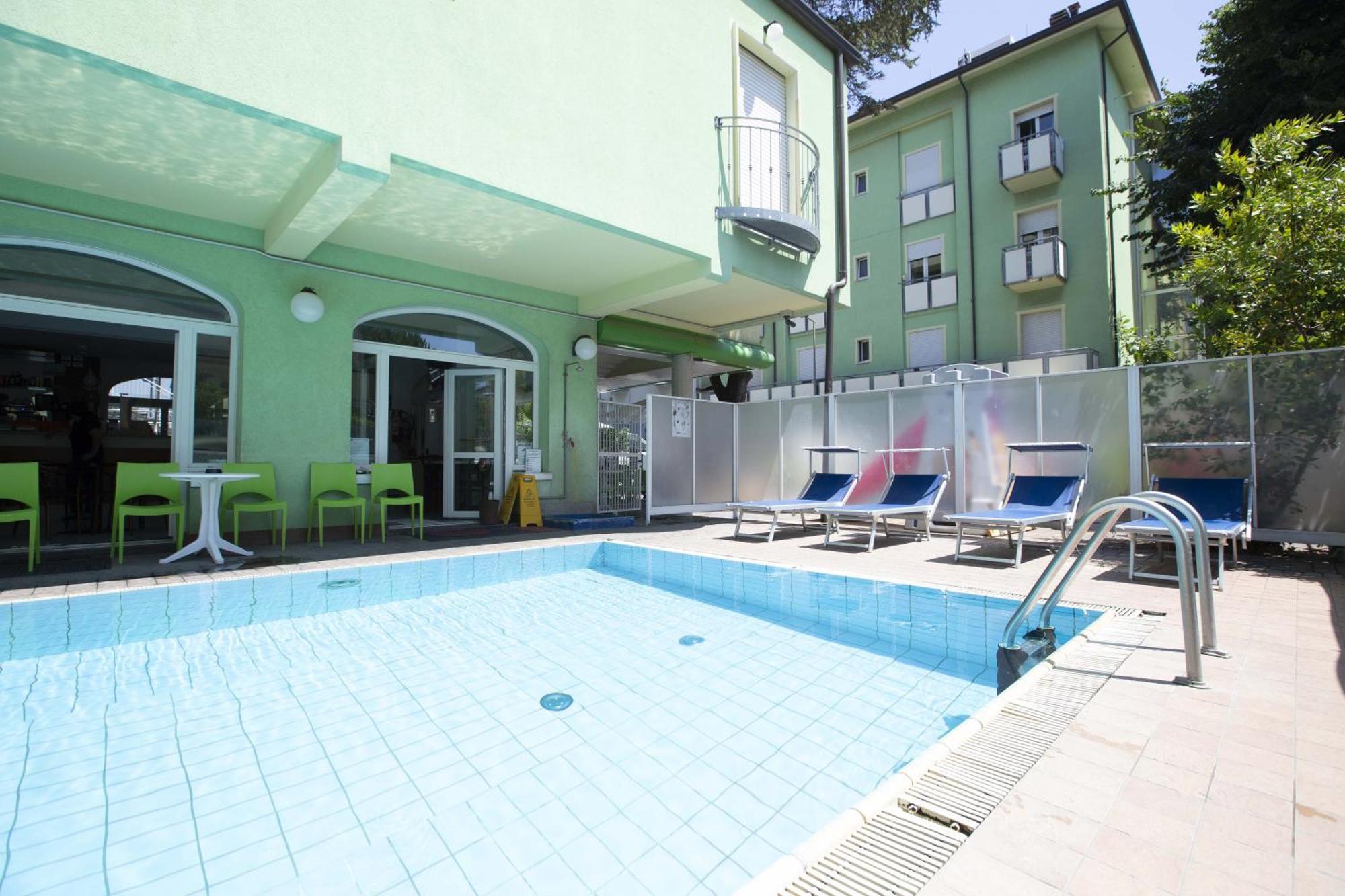 Residence Eurogarden Rimini Exterior photo