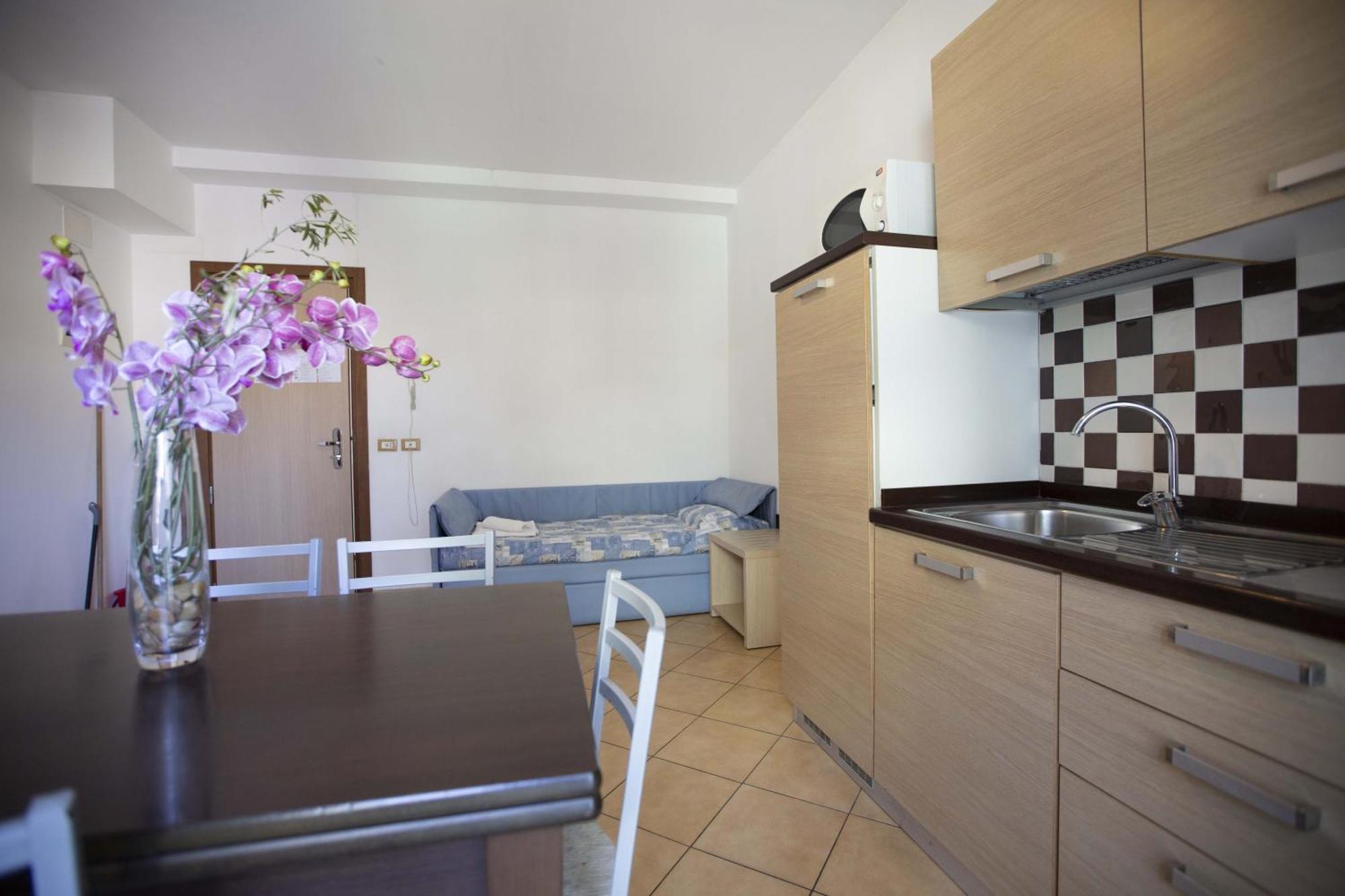 Residence Eurogarden Rimini Exterior photo