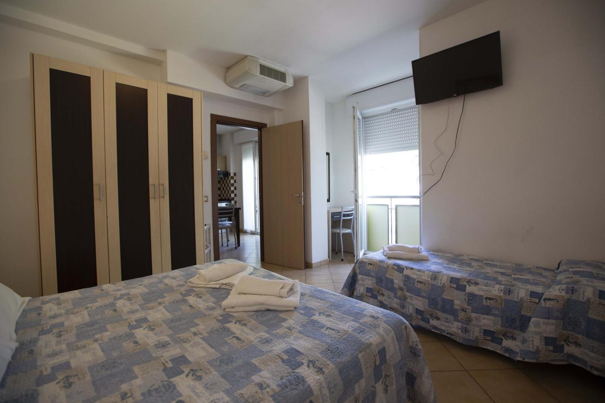 Residence Eurogarden Rimini Exterior photo