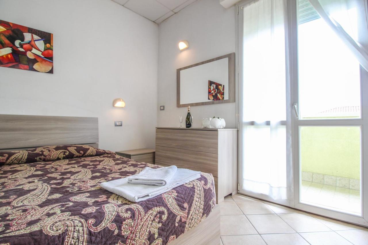 Residence Eurogarden Rimini Exterior photo